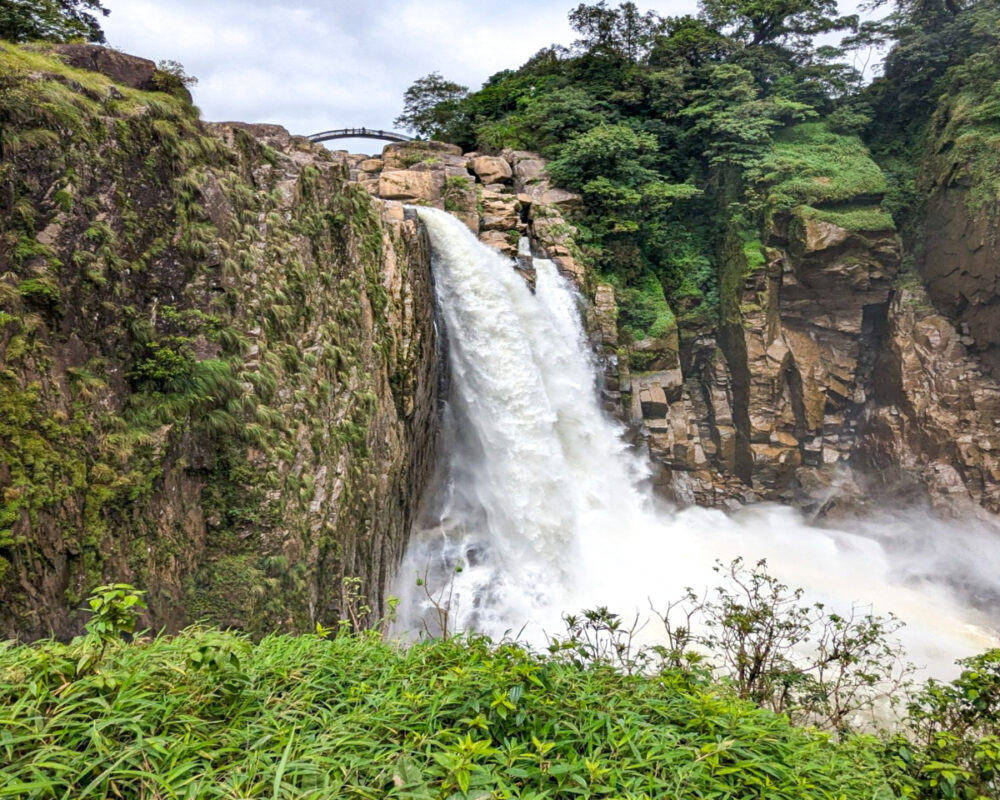 Weinia Falls, Nongstoin: Places to Visit in Meghalaya