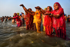 Ganga Sagar Mela Sets Unprecedented Record with 1 Crore Pilgrims in Attendance