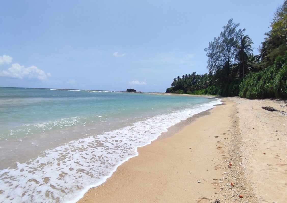 Khurmadera Beach is a hidden beach located at the west coast of the South of South Andaman Island.: Best Andaman Beaches