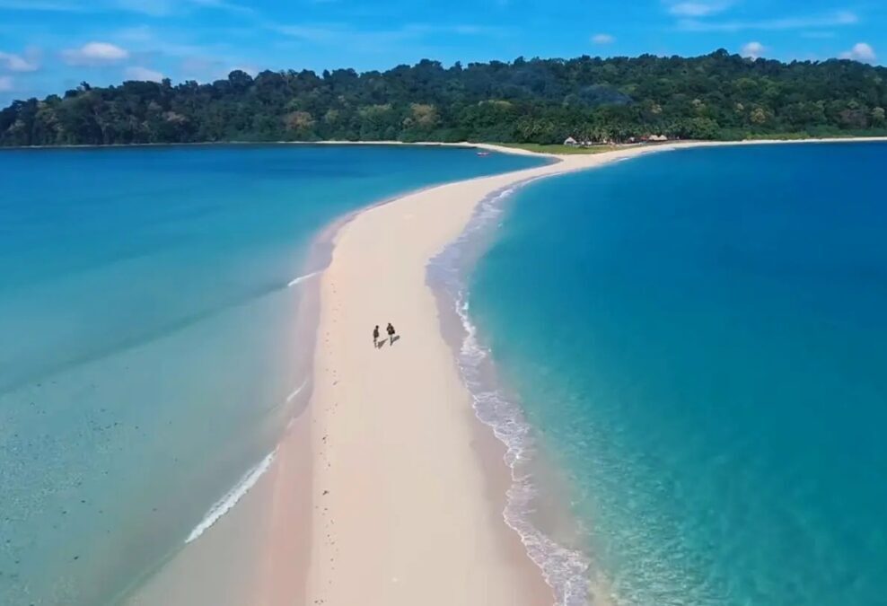 The Sand-bar Beach between the Ross & Smith Islands in Diglipur