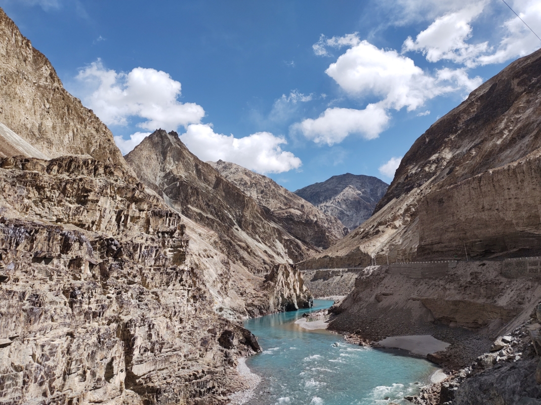 Zanskar Valley Road at Chilling