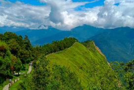 Explore Tarey Bhir: Sikkim's Majestic Ridge with a Heart-Stopping Drop