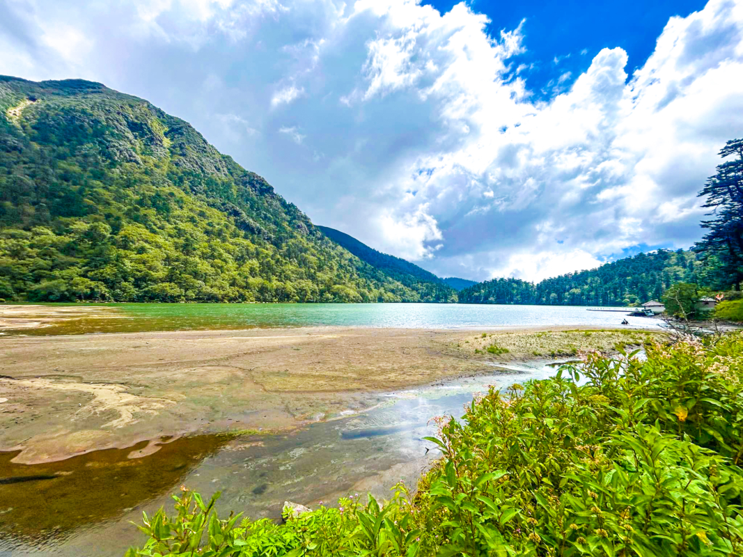 Lakes in Sikkim: Menmecho Lake