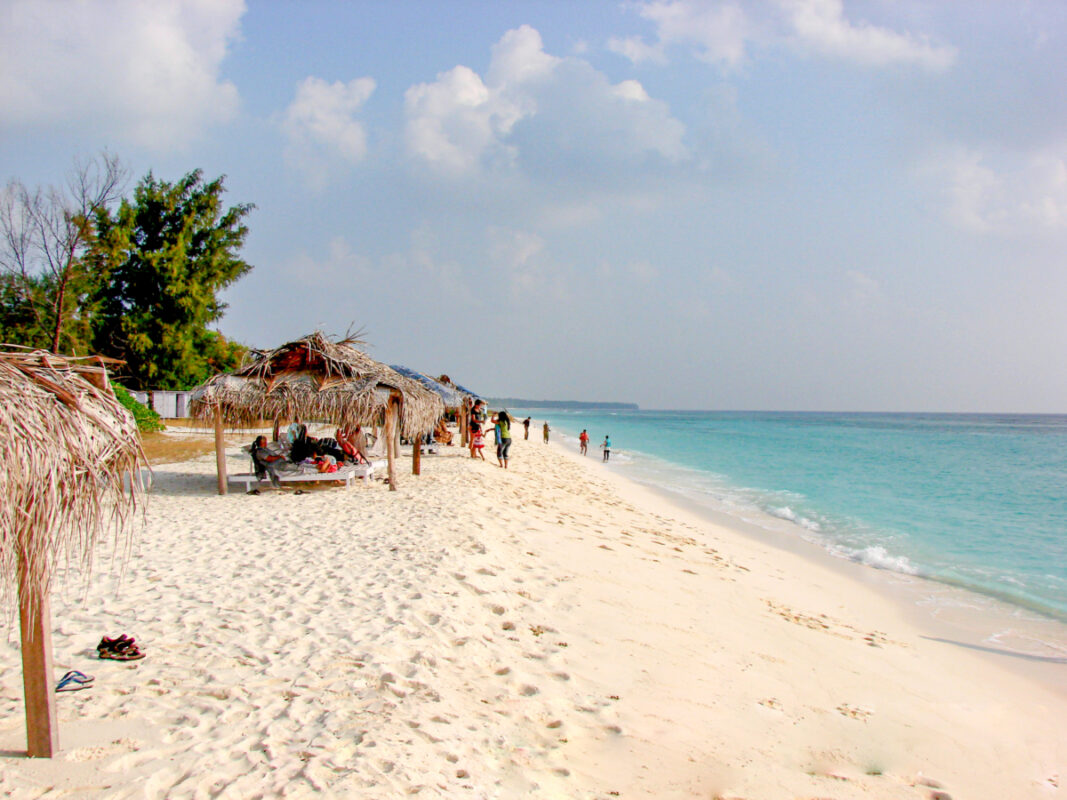 Lakshadweep Tour Packages by SetMyTrip: Kadmat Island Beach