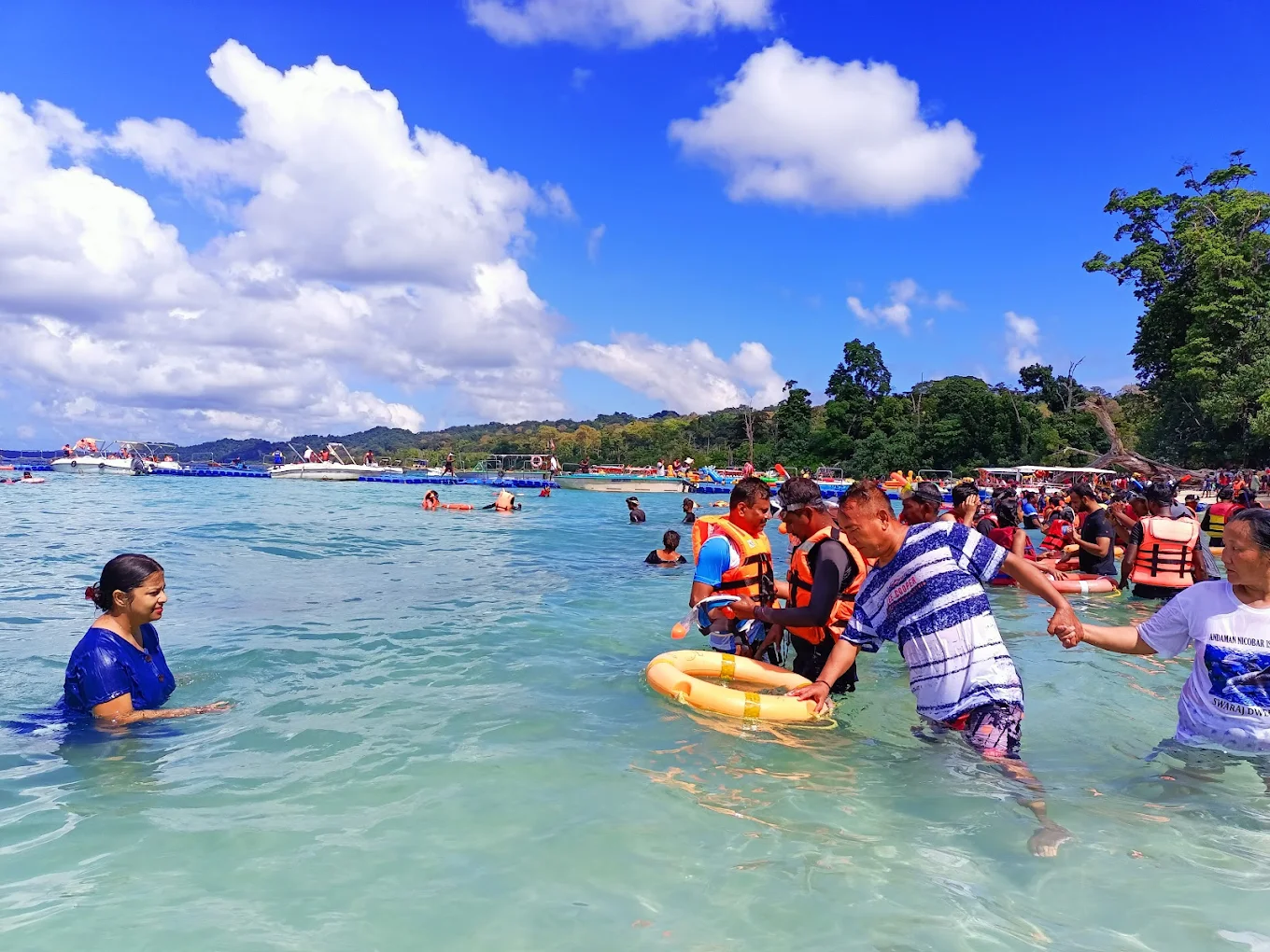 Book Your Favourite Water Sports in The Andaman & Nicobar Islands