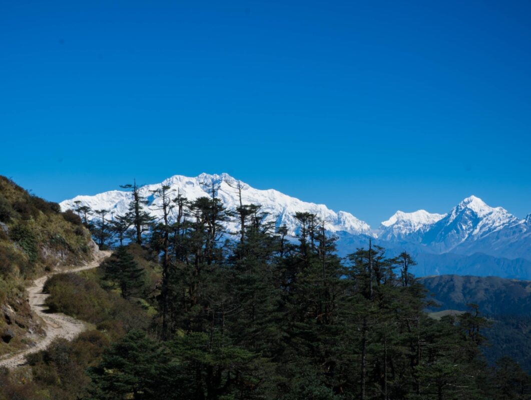 Snowclad Kanchenjunga from Sandakphu