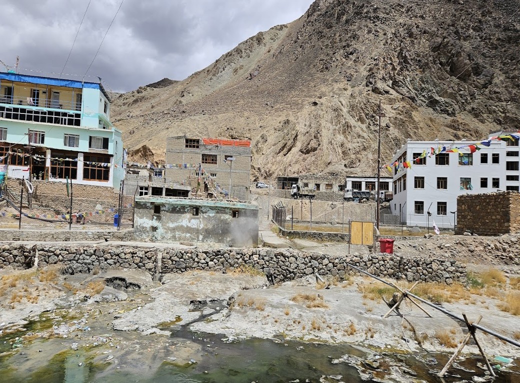 Chumathang Hot Springs 